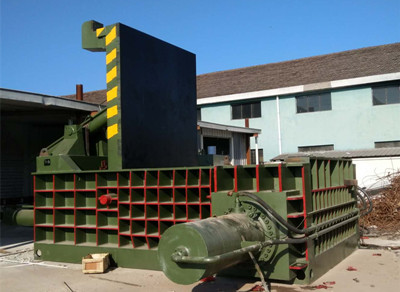 內(nèi)蒙古315噸廢鋼打包機(jī)