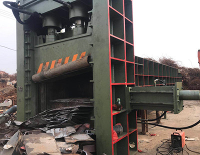 新疆龍門剪切機